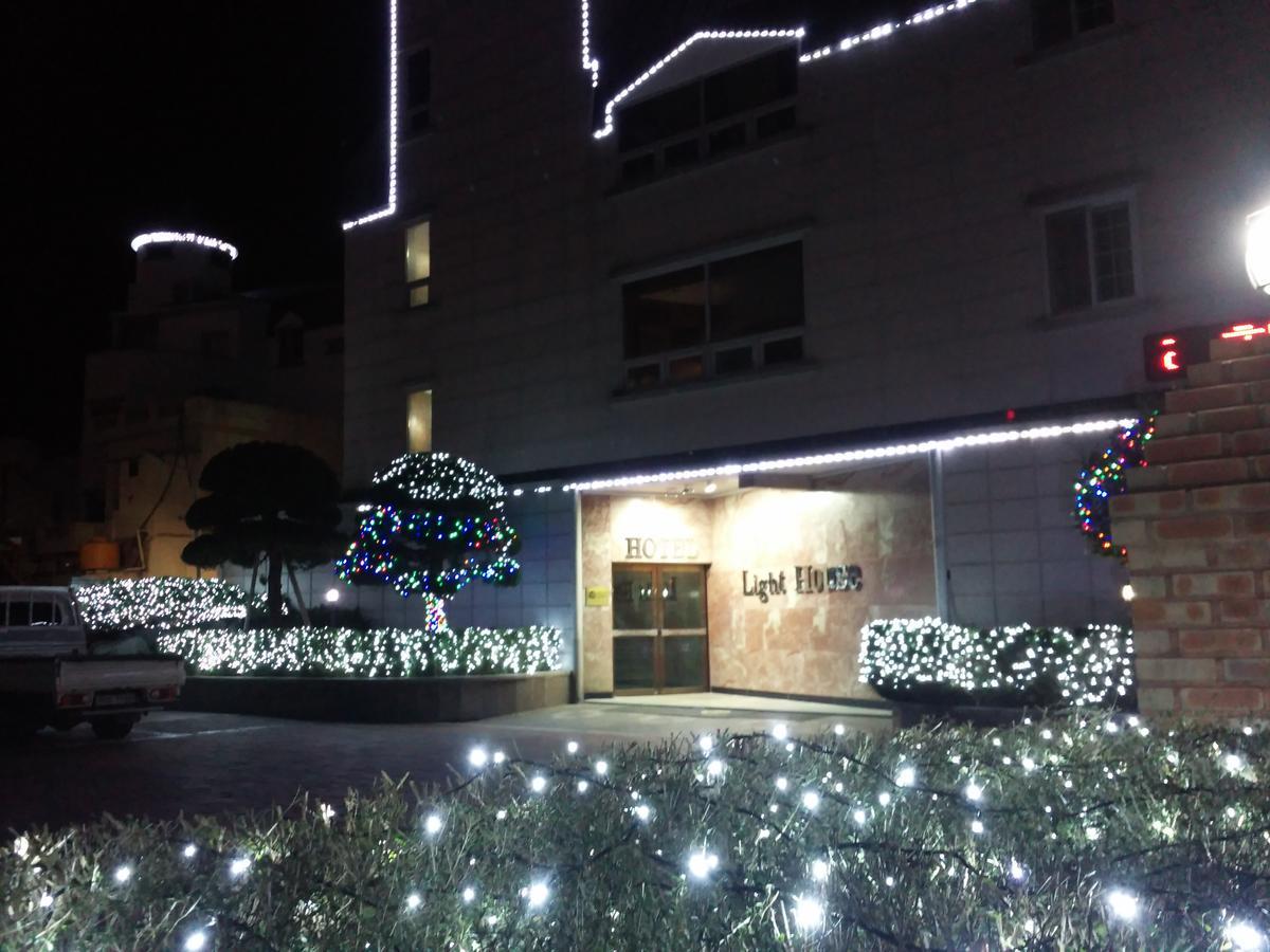 Geoje Jangseungpo Lighthouse Hotel Sodong Bagian luar foto